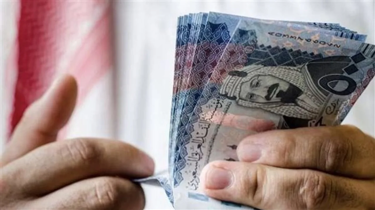 سعر الريال السعودي مقابل الجنيه المصري في 1 ديسمبر 2025 يشهد استقرارًا في البنوك وشركات الصرافة